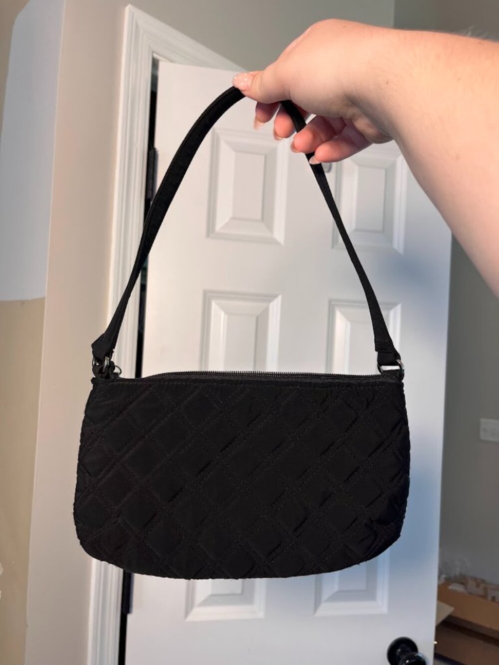 Vera Bradley Black Microfiber Shoulder Bag Turnlock Pocket Classic Travel Purse - Picture 9 of 9